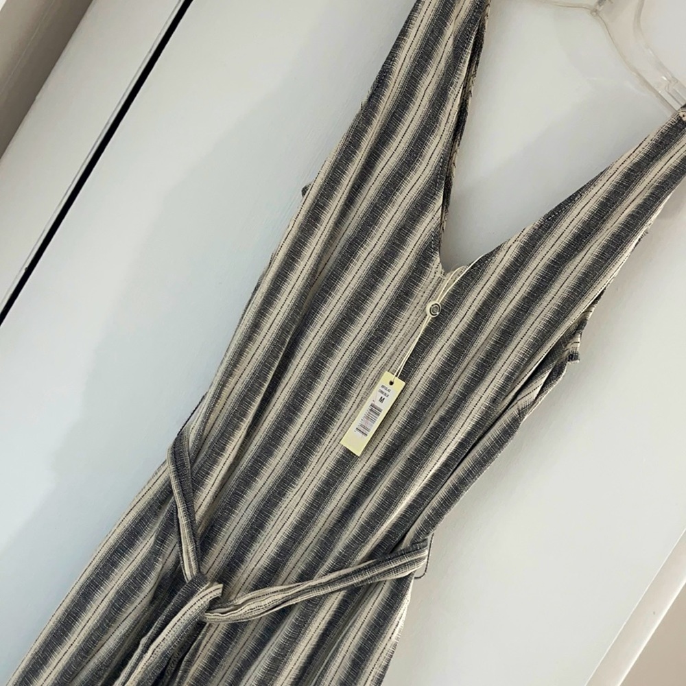 Women’s Cropped Wide Leg Romper!